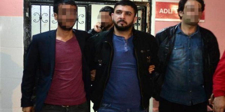 Cesedi kumları eşeleyen köpek buldu!