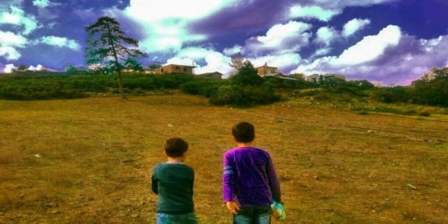 Bursa’da otomobil otobüs durağına daldı: 7 yaşındaki Enes kurtarılamadı