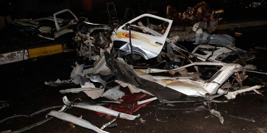 Bağdat'ta gece kulübüne bombalı araçla saldırı