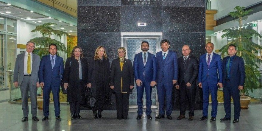 KKTC’li Bakandan Başkan Toru’ya ziyaret
