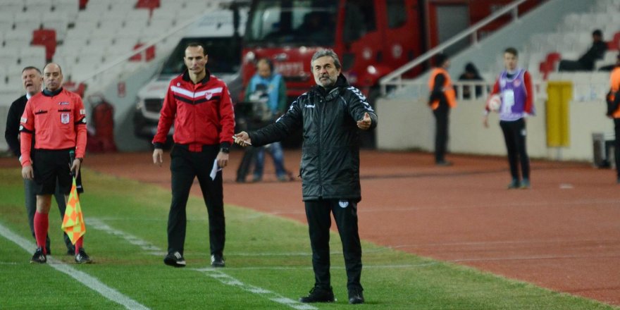 Konyaspor'dan Aykut Kocaman açıklaması! 'Gayet güzel gidiyoruz'