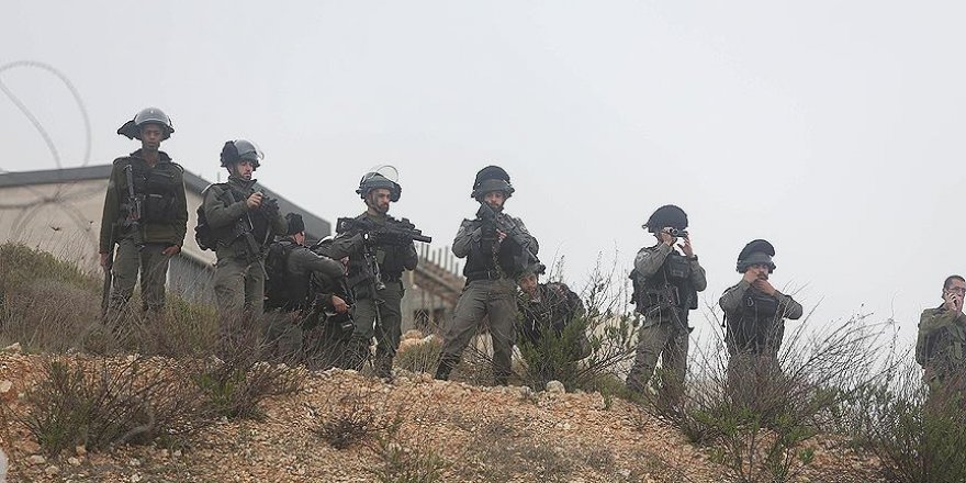 İsrail askerleri mülteci kampında Filistinlilere ateş açtı
