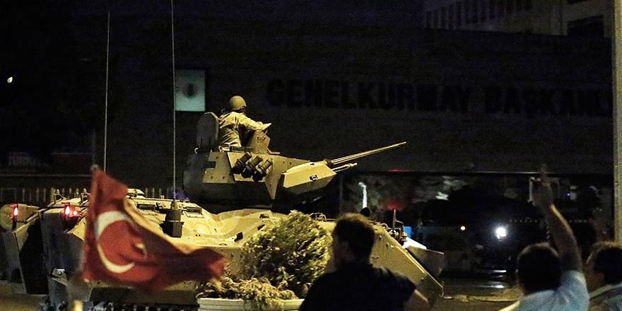 Darbe girişiminde 8 binden fazla asker görevlendirildi
