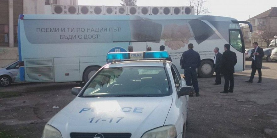 Bulgaristan’da Türk partisinin seçim otobüsüne saldırı