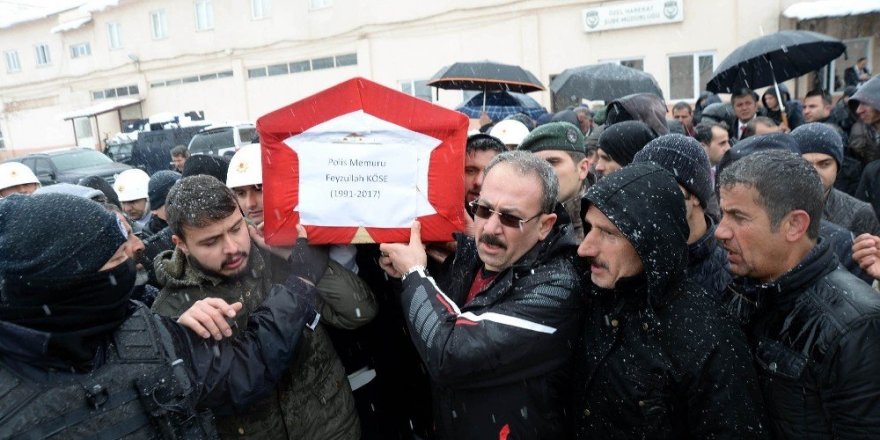 Şehit polis için tören düzenlendi