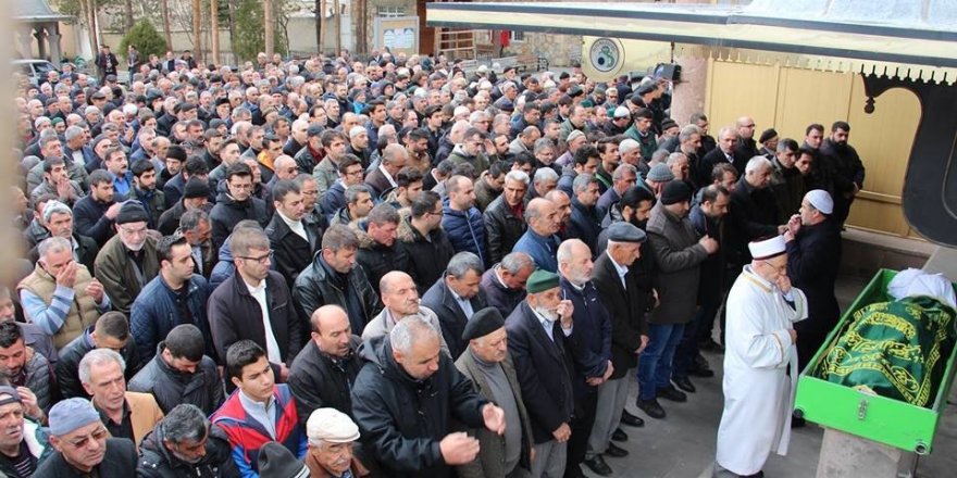 Oltu ‘Toz Ahmet Abi’sini kaybetti