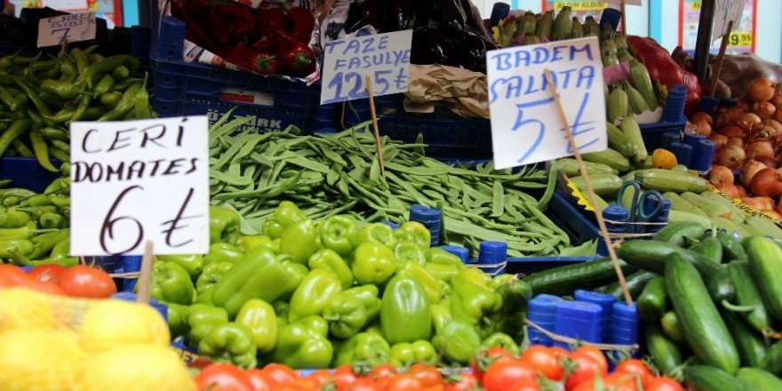 Samsun’da sebze ve meyve ateş pahası
