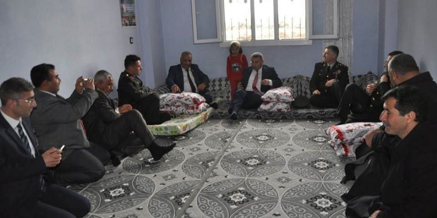 Kaymakam Ömer Çimşit’ten şehit ailelerine yemek