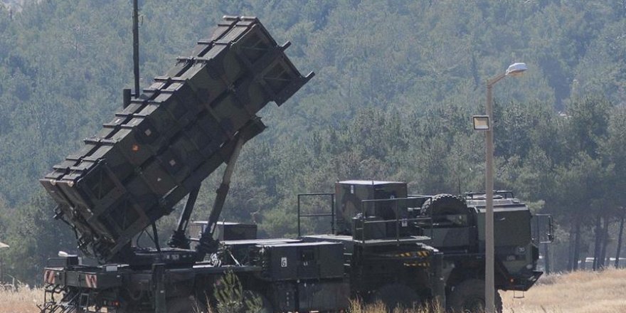 'Husilerden Suudi Arabistan'a balistik füze saldırısı' iddiası