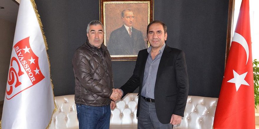 Sivasspor Samet Aybaba ile sözleşme yeniledi