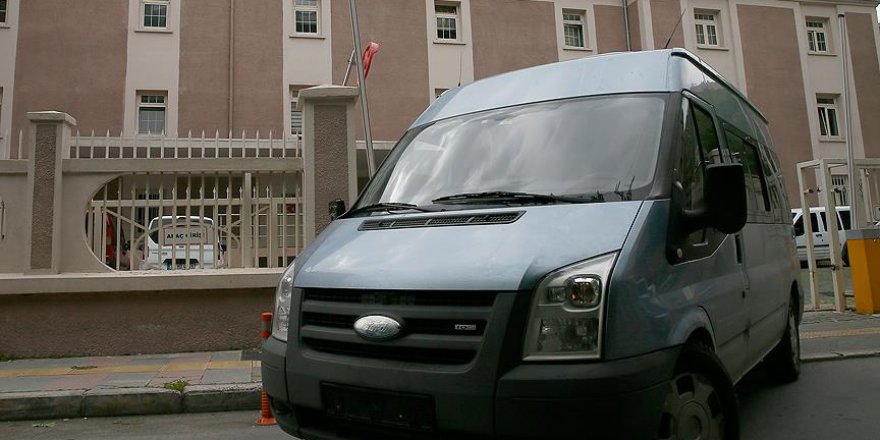 İzmir'de 'mahrem imam' operasyonu: 12 gözaltı
