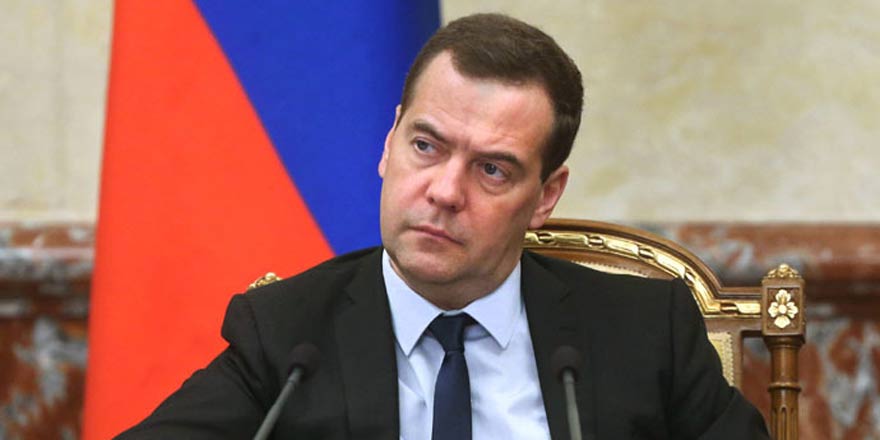 Medvedev Türkiye'ye geliyor!