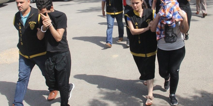 "Eskort" çetesi fertleri birbirini dolandırmış