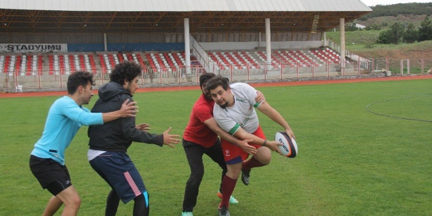 Yiğidolar, rugbyyi sevdi