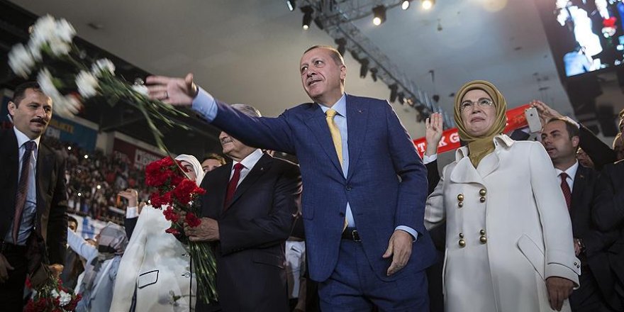 Cumhurbaşkanı Erdoğan bin 370 imza ile tek aday