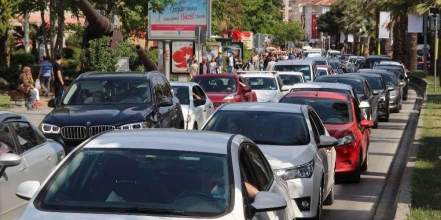 Çanakkale’de dönüş yoğunluğu