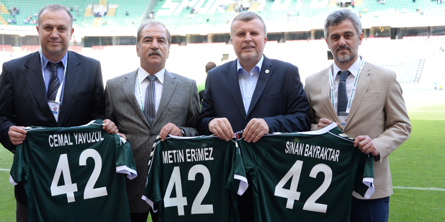 Konyaspor'dan efsanelere vefa