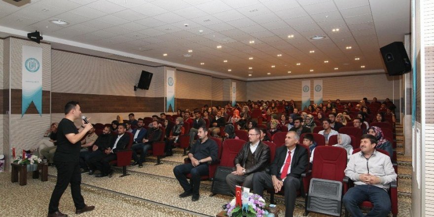 Bitlis’te ‘Etkili İletişim ve Motivasyon’ konferansı