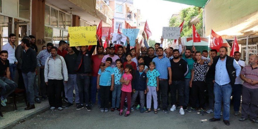 100 milyon TL dolandırıldıklarını iddia eden Romanlardan eylem