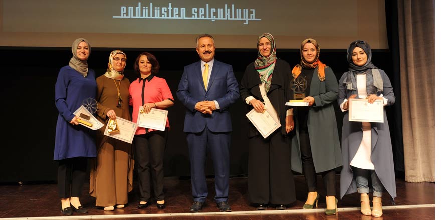 Konya’da ‘Emeğinizi Ödüllendirin’ yarışmasının ödülleri verildi