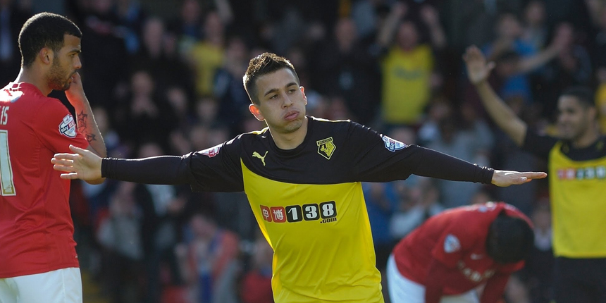 Cristian Battocchio ile dirsek temasında