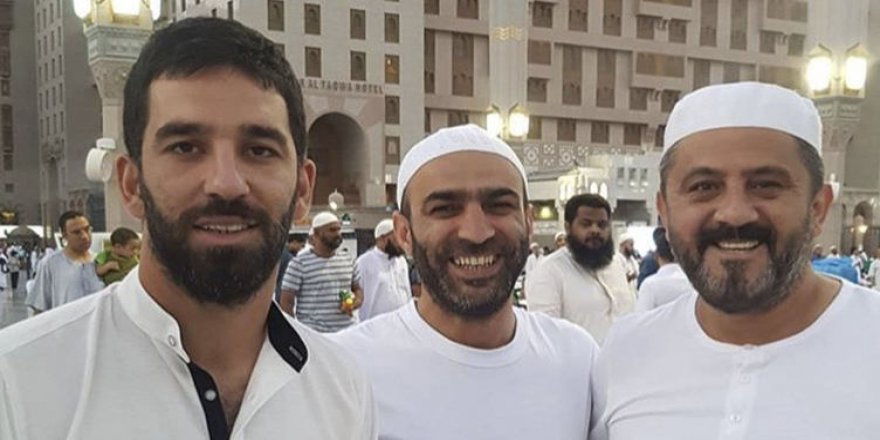 Arda Turan: "Ramazan'da Umre ziyaretim beni çok rahatlattı"