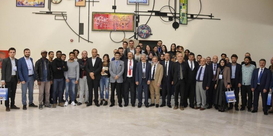 Konya’da öğrenci kongresi başladı