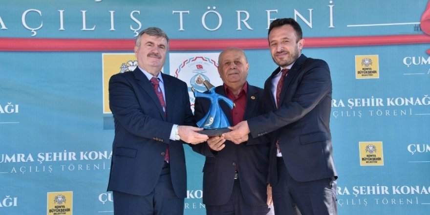 Çumra Şehir Konağı hizmete açıldı