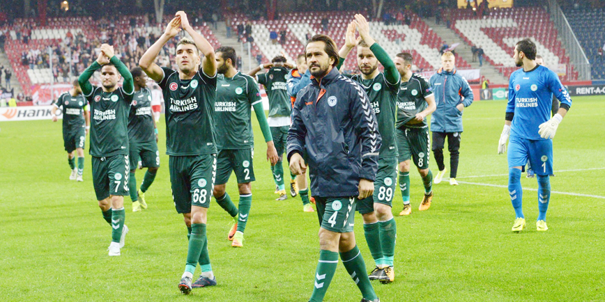 Mehmet Özdilek, onlardan vazgeçemiyor