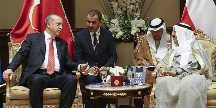 Cumhurbaşkanı Erdoğan Kuveyt'te imza törenine katıldı