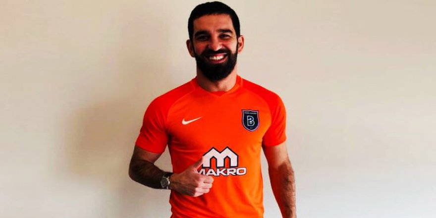 Arda Turan yeni formasını giydi!