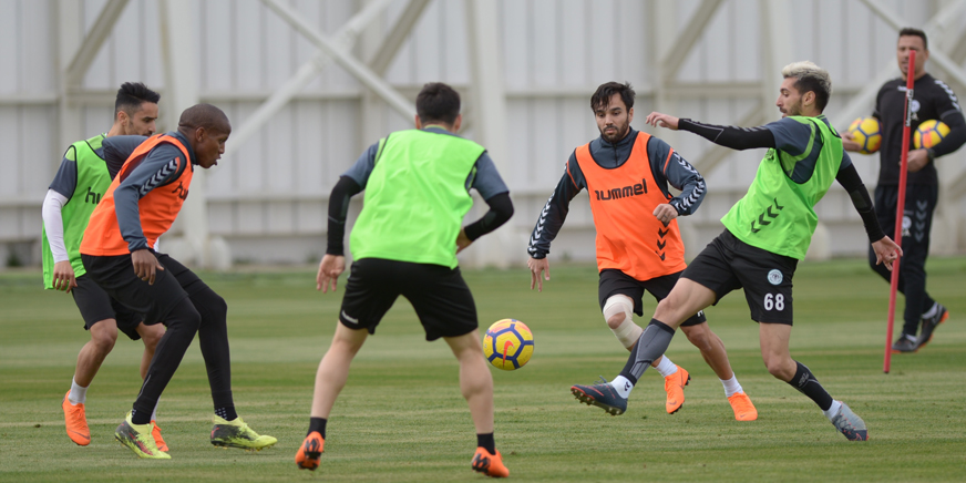 Trabzonsporda Konyaspor mesaisi başladı 57