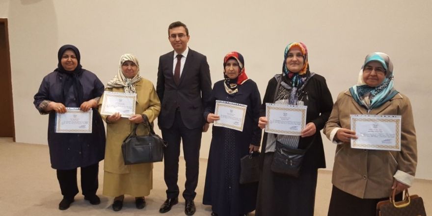 Devrek’te okuma yazma seferberliği sertifika töreni