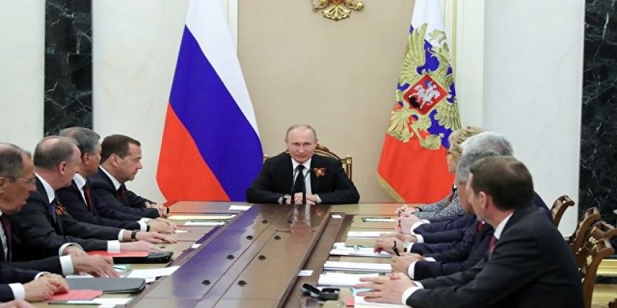 Kremlin: "Putin, ABD’nin kararını endişeyle karşıladı"