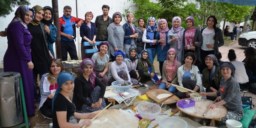 Sağlık lisesi öğrencileri hünerlerini sergiledi