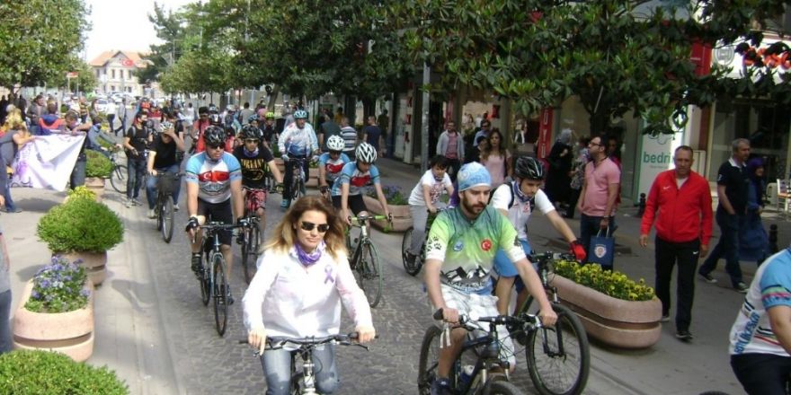 Sağlık yaşam için bisikleti turu