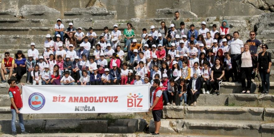 Öğrenciler, Muğla’nın tarihi mekanlarını gezdi