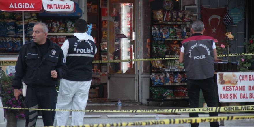 Alacak verecek meselesinde silahlar konuştu: 2’si ağır 3 yaralı