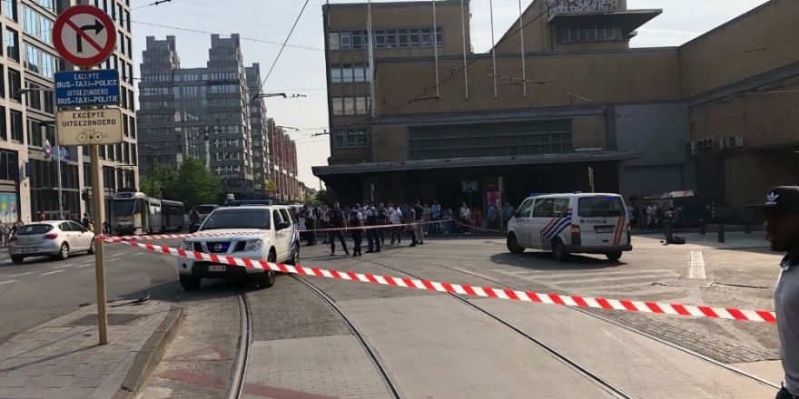 Brüksel’de tren istasyonunda silah sesleri