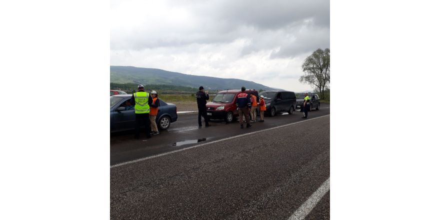 Ortaokulu öğrencileri trafik uygulaması yaptı