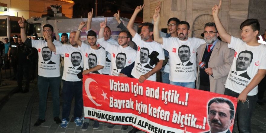Alperen Ocaklarından Fransa Başkonsolosluğu önünde eylem