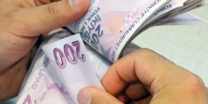 Serbest piyasada döviz fiyatları