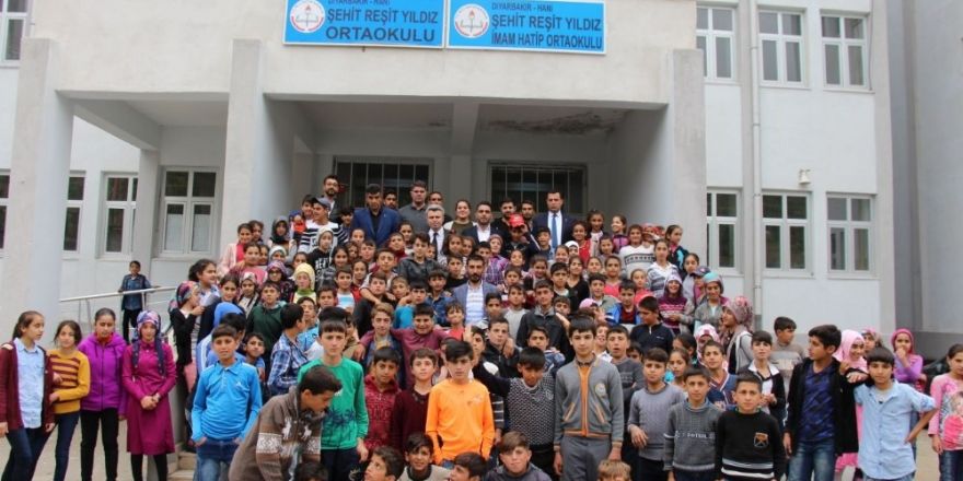 Kaymakam Yazıcı okulları gezdi