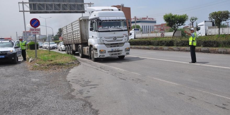 Tonajı aşan sürücülere 59 bin lira ceza