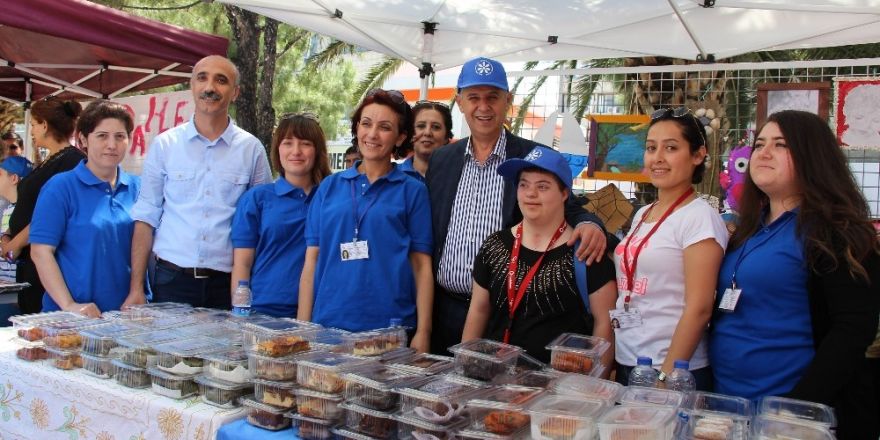 Söke Engelli Meclisi’nde sergi ve kermes