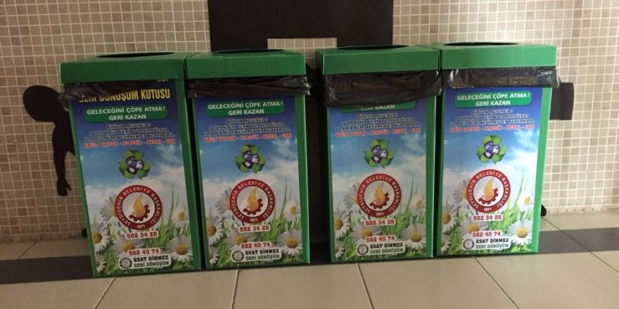 Seydişehir Belediyesinden okullara geri dönüşüm kutusu