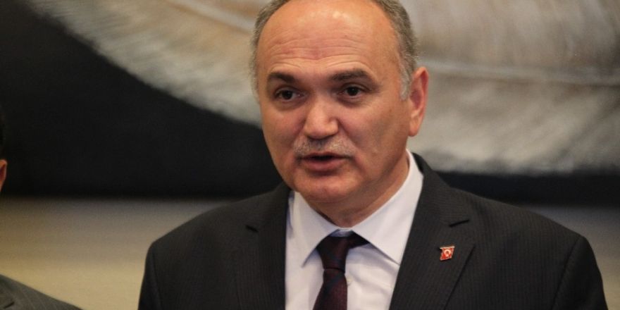 Bakan Özlü: “Yerli otomobil sözleşmesini erteliyoruz”