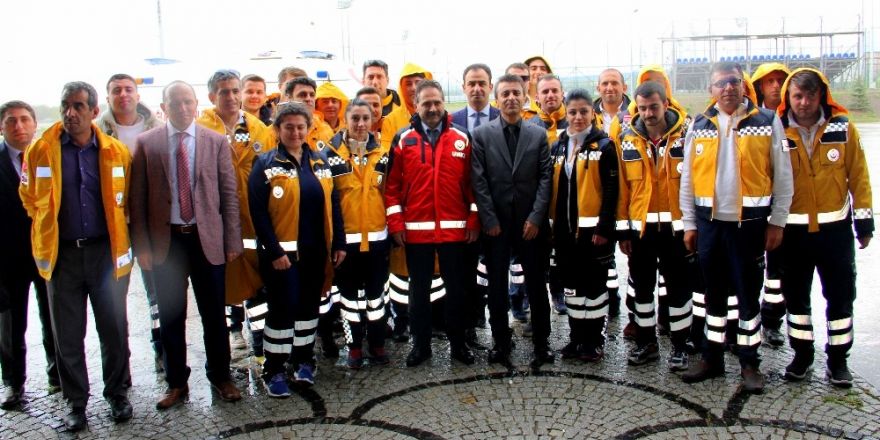 Erzurum’da sağlık personellerine yönelik ’Ambulans Sürüş Teknikleri Eğitici Eğitimi’ verildi