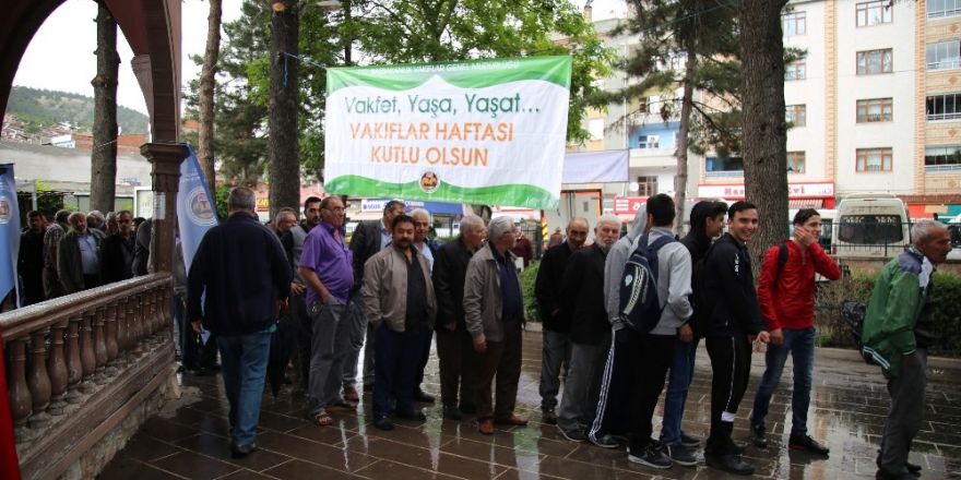 Tokat’ta 2 bin kişiye vakıf yemeği ikramı
