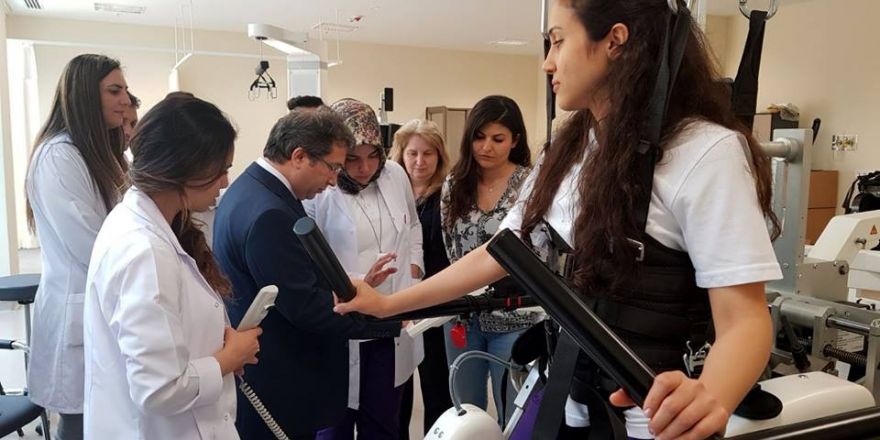 Kayseri Şehir Hastanesinde İlk Mesai Fizik Tedavi ve Rehabilitasyon Hastanesi ile Başladı